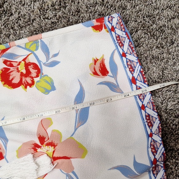 Flying Tomato cold shoulder blouse top - short sleeve - S white floral - Picture 5 of 7